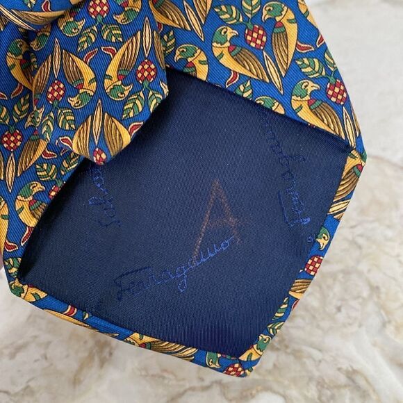 Salvatore Ferragamo 100% Silk Tie Lovebirds - Picture 10 of 10